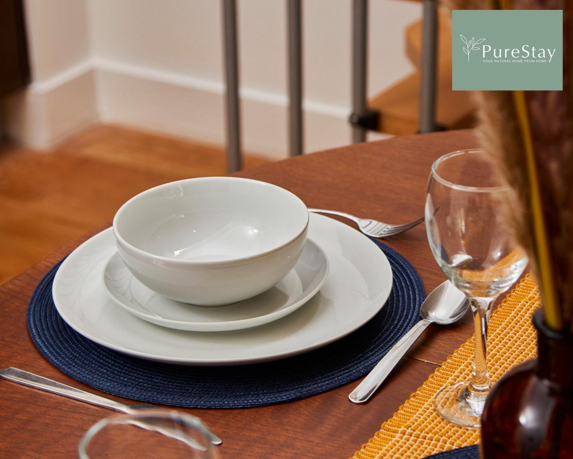 Beautiful Four Bed House By Purestay Short Lets & Serviced Accommodation Coventry With Parking Esterno foto