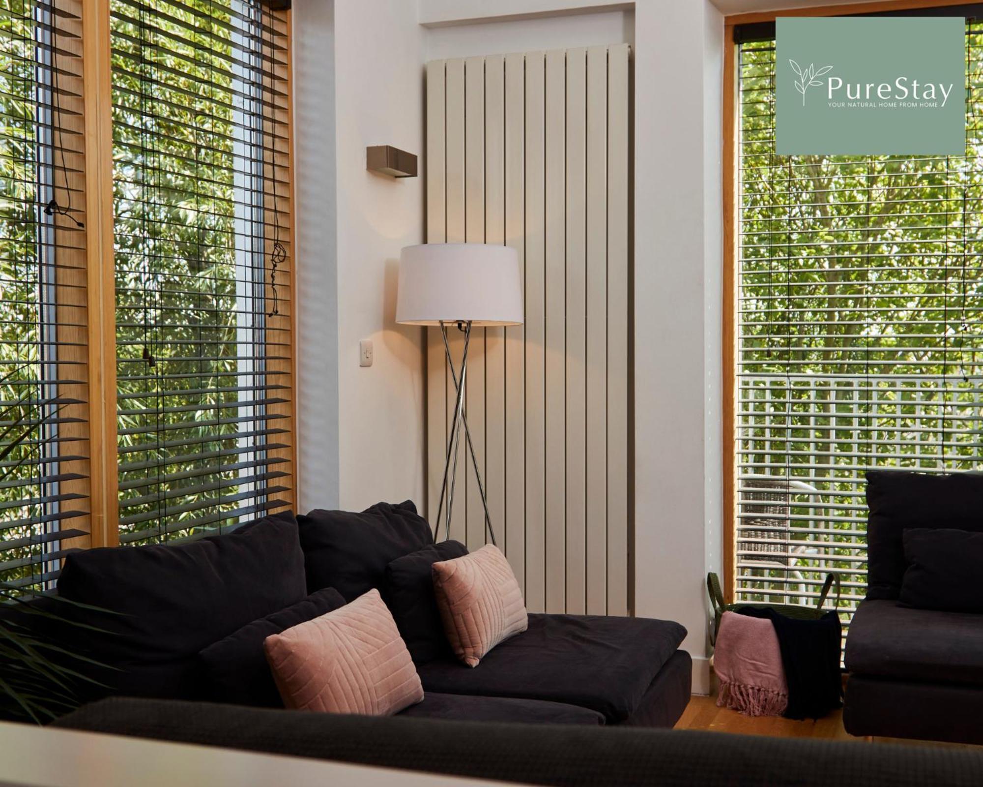 Beautiful Four Bed House By Purestay Short Lets & Serviced Accommodation Coventry With Parking Esterno foto